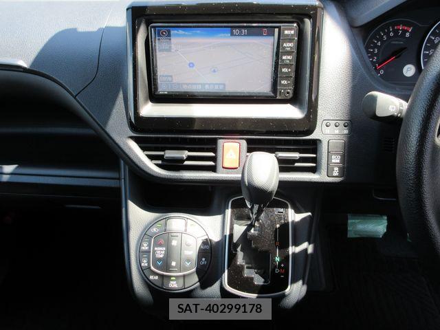 Toyota NOAH 2019-06 8367707-24