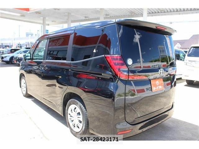 Toyota NOAH 2023-07 8367711-10