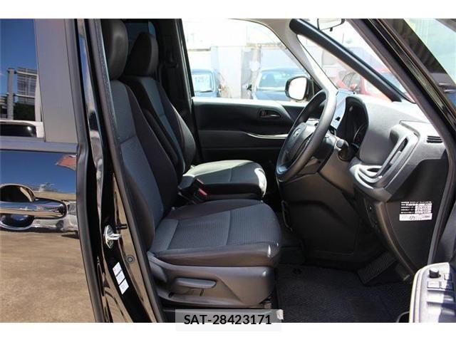 Toyota NOAH 2023-07 8367711-29
