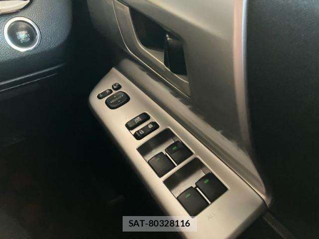 Toyota NOAH 2010-08 8367734-12