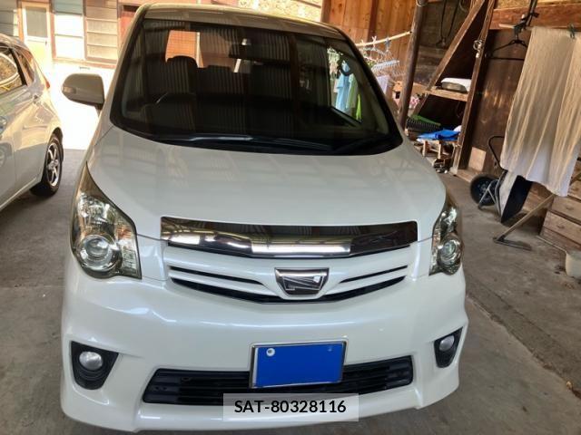 Toyota NOAH 2010-08 8367734-1