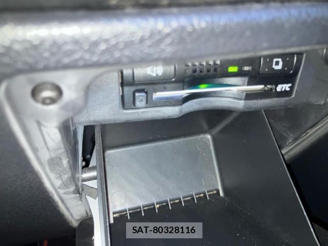 Toyota NOAH 2010-08 8367734-18