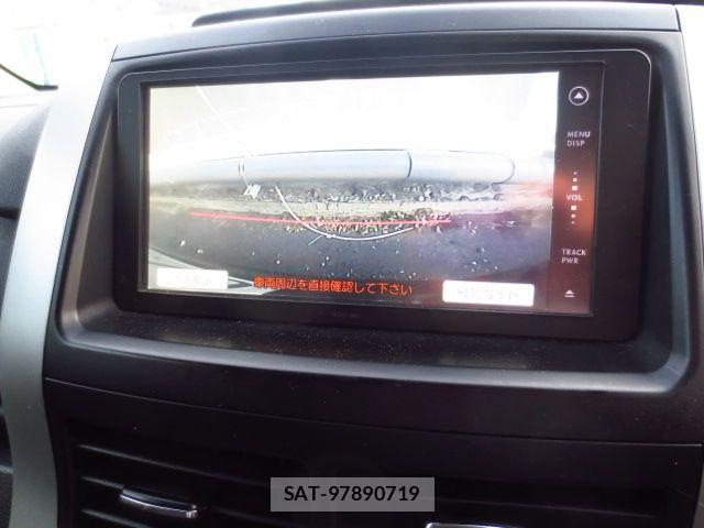 Toyota NOAH 2011-08 8367732-3