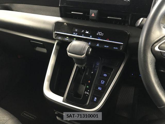 Toyota NOAH 2022-12 8367702-12