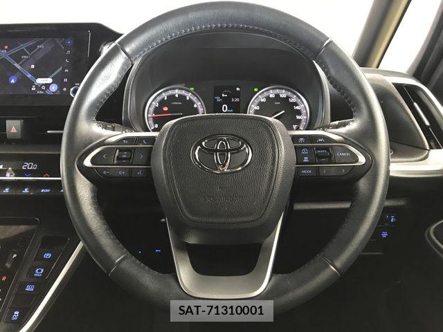 Toyota NOAH 2022-12 8367702-13