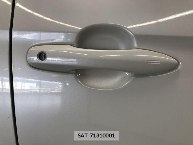 Toyota NOAH 2022-12 8367702-23