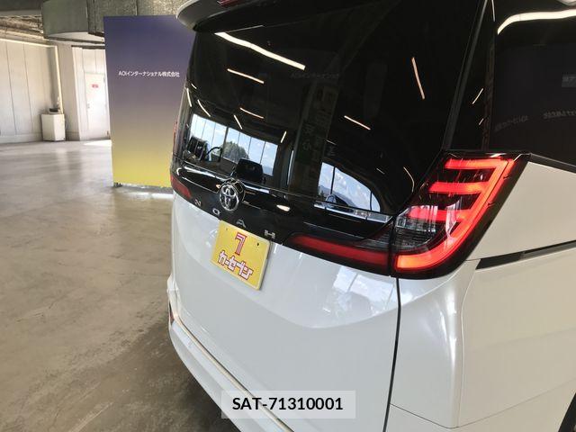 Toyota NOAH 2022-12 8367702-25