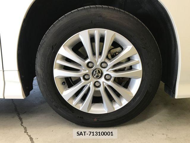 Toyota NOAH 2022-12 8367702-27