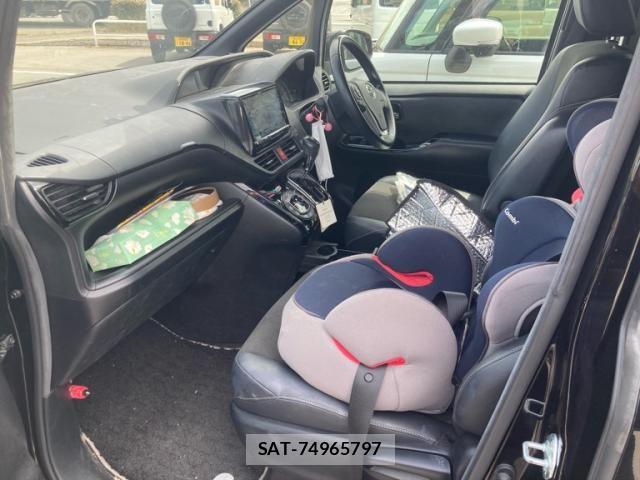 Toyota NOAH 2020-08 8367716-10