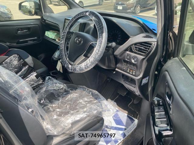 Toyota NOAH 2020-08 8367716-16