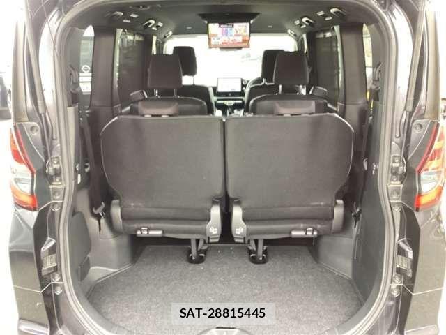 Toyota NOAH 2023-03 8367704-15