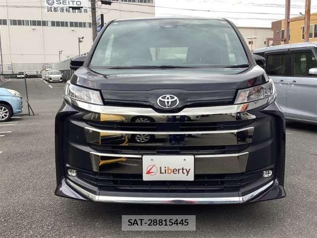 Toyota NOAH 2023-03 8367704-4