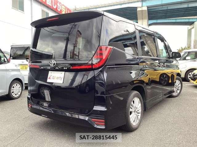 Toyota NOAH 2023-03 8367704-7