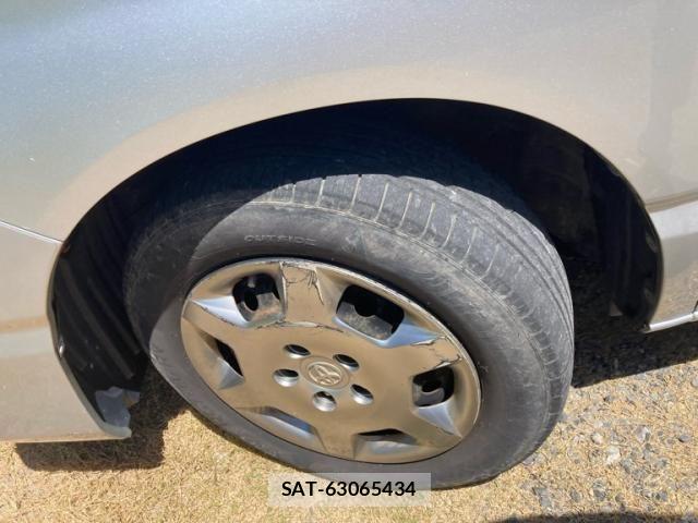 Toyota NOAH 2005-07 8367741-13
