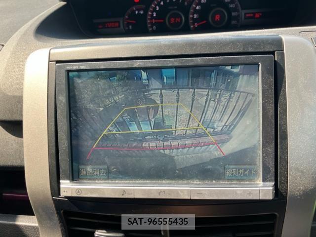Toyota NOAH 2012-07 8367728-17
