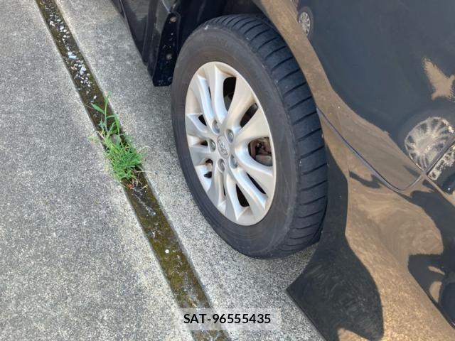 Toyota NOAH 2012-07 8367728-4