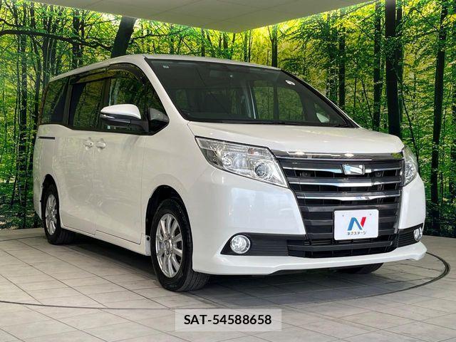 Toyota NOAH 2015-04 8367721-16