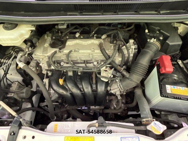Toyota NOAH 2015-04 8367721-18