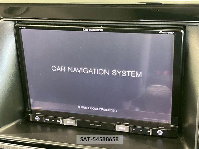 Toyota NOAH 2015-04 8367721-2