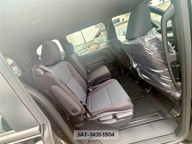 Toyota NOAH 2026-07 8367701-17