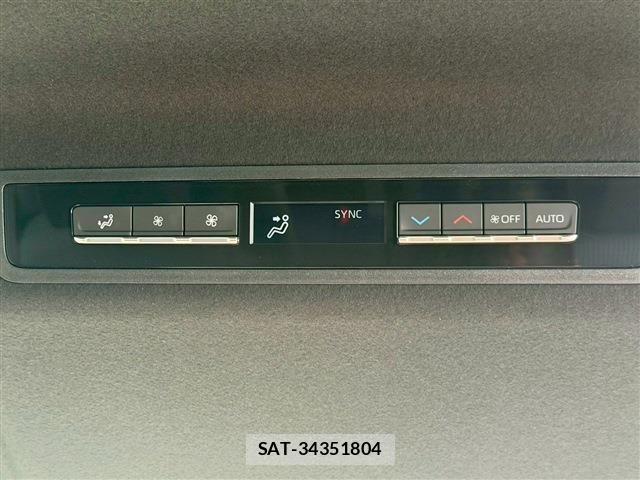 Toyota NOAH 2026-07 8367701-20