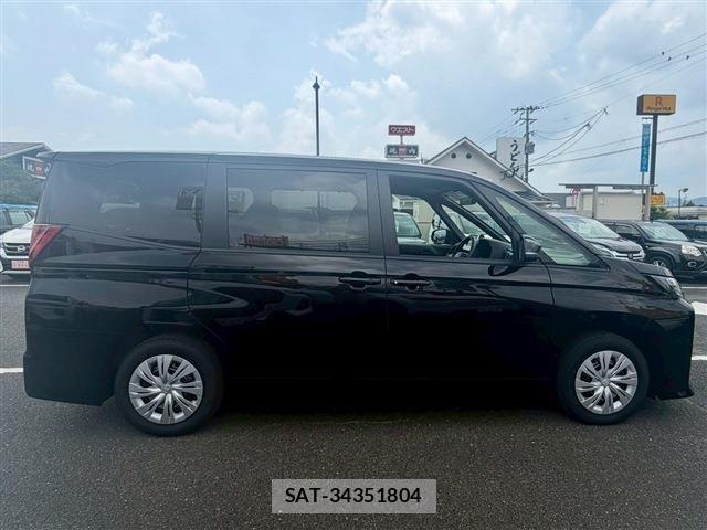Toyota NOAH 2026-07 8367701-29