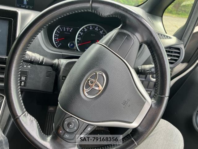 Toyota NOAH 2014-05 8367724-16