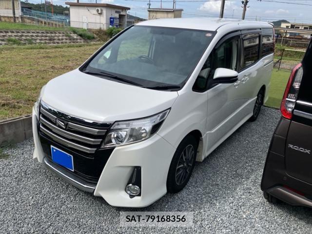 Toyota NOAH 2014-05 8367724-1