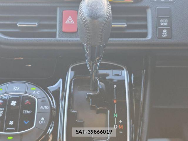 Toyota NOAH 2017-09 8367712-21