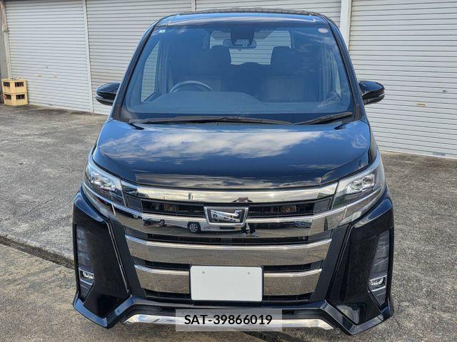 Toyota NOAH 2017-09 8367712-4