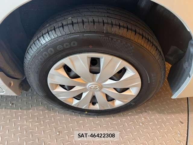 Toyota NOAH 2015-06 8367726-18