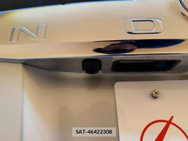 Toyota NOAH 2015-06 8367726-19