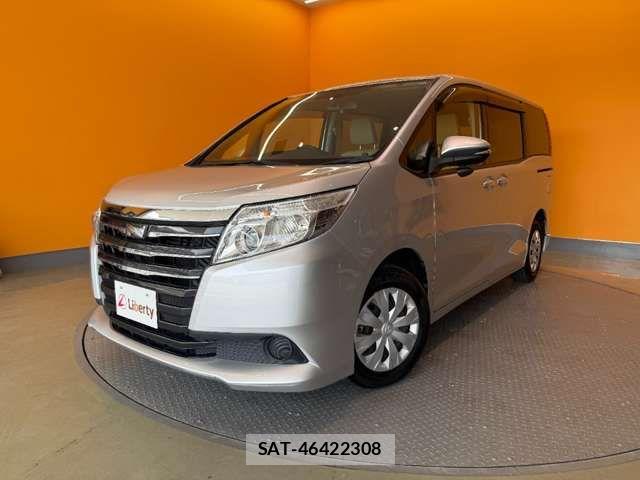 Toyota NOAH 2015-06 8367726-6