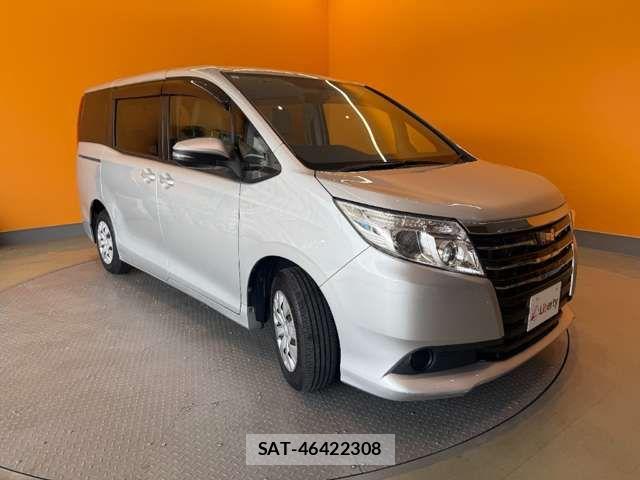 Toyota NOAH 2015-06 8367726-8