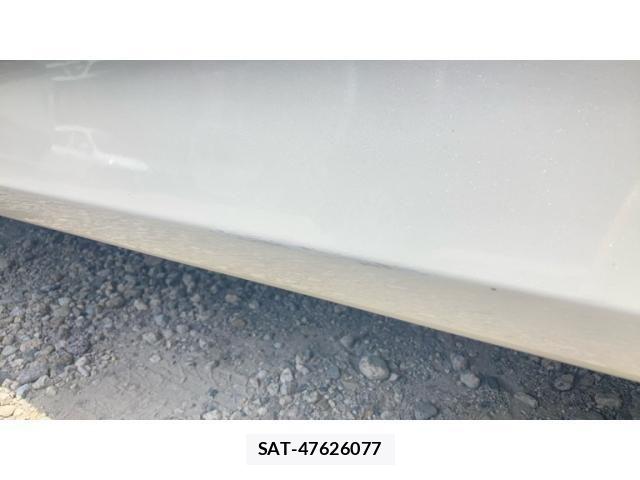 Toyota NOAH 2008-09 8367730-17
