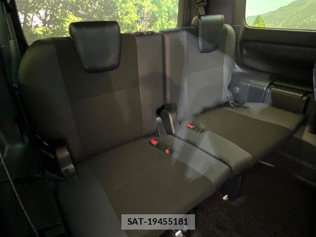 Toyota NOAH 2020-12 8367708-9
