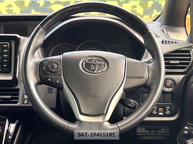 Toyota NOAH 2020-12 8367708-11