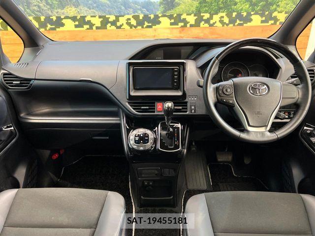 Toyota NOAH 2020-12 8367708-1