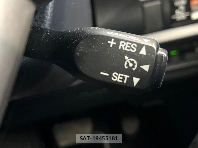 Toyota NOAH 2020-12 8367708-6