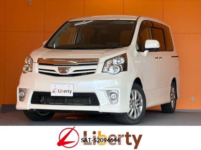 Toyota NOAH 2012-05 8367725-0
