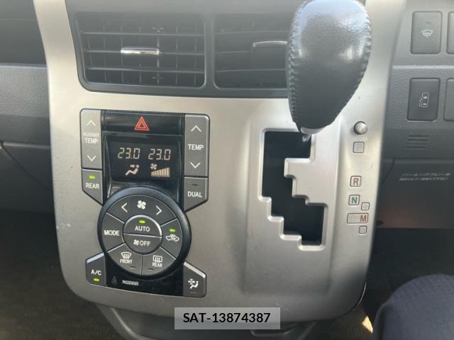 Toyota NOAH 2009-08 8371970-21