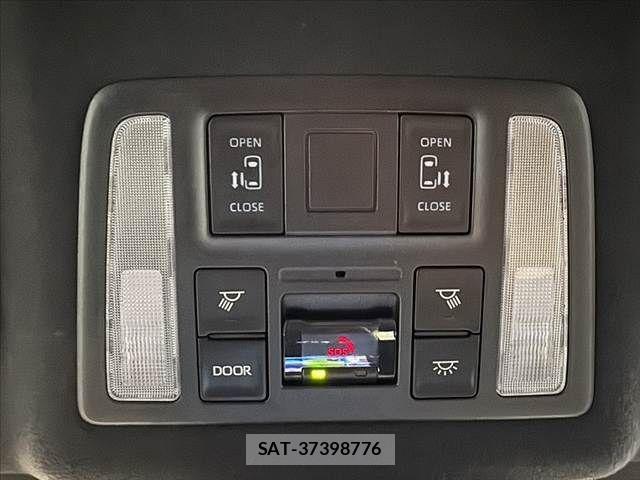 Toyota NOAH 2024-05 8371963-4