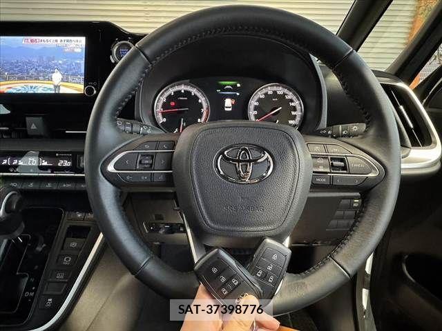 Toyota NOAH 2024-05 8371963-6