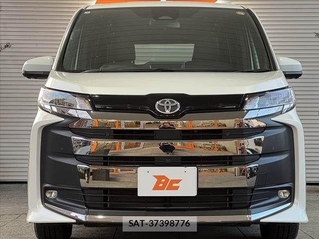 Toyota NOAH 2024-05 8371963-8