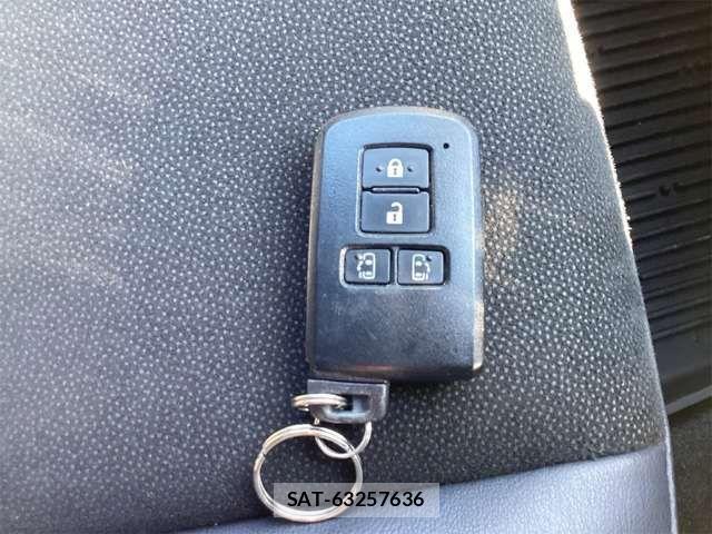 Toyota NOAH 2019-04 8371965-10