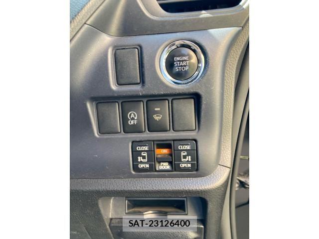 Toyota NOAH 2014-05 8371968-17