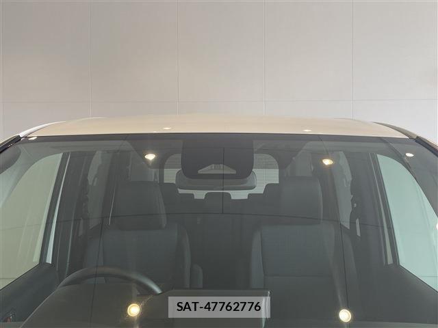 Toyota NOAH 2023-06 8371964-11