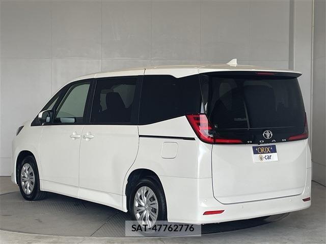 Toyota NOAH 2023-06 8371964-14