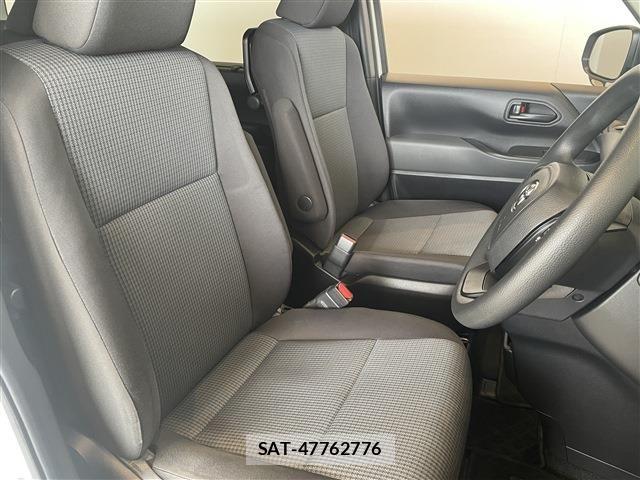 Toyota NOAH 2023-06 8371964-24