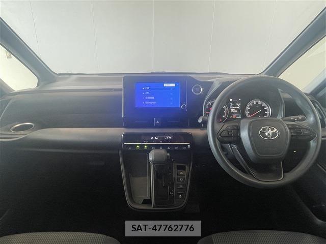 Toyota NOAH 2023-06 8371964-2